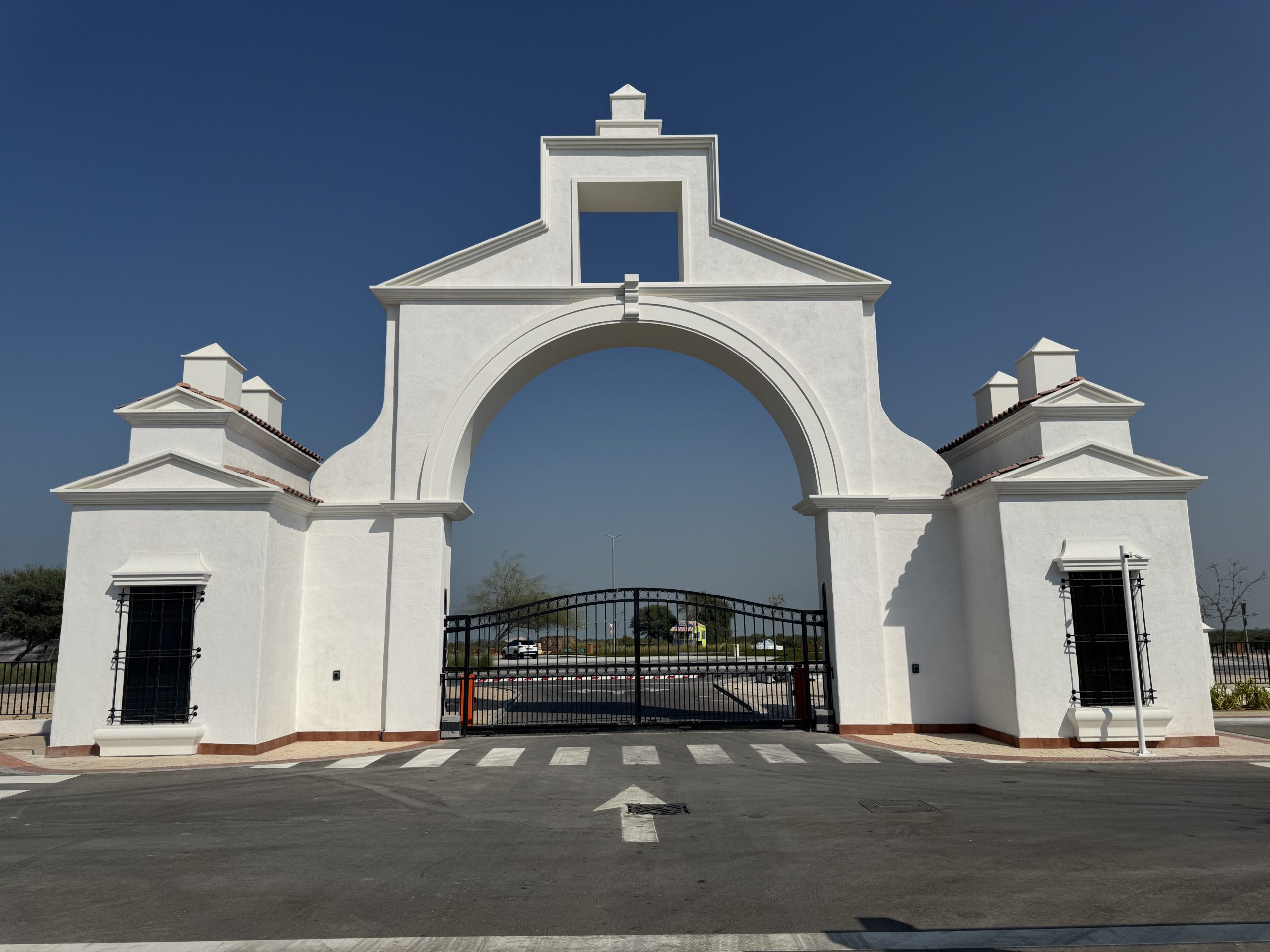 Grand entrance archway and gate, Abu Dhabi
